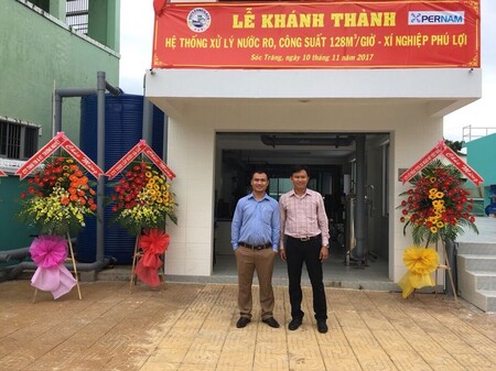 2e81db2bb3a391698c48f02f3f94ba44042a0d4a2c3940f757pimgpsh-fullsize-distr